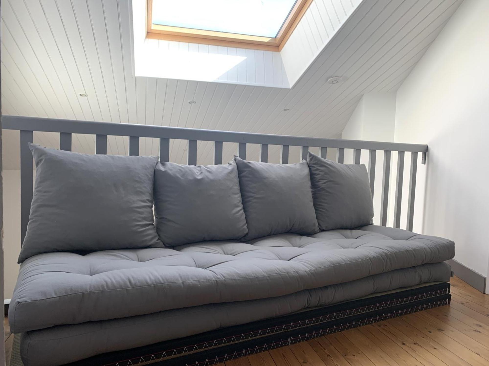Sully Apartment